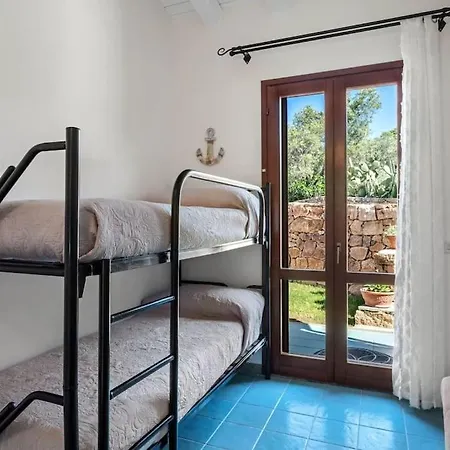 Villetta Nibbaru -natura E Piscina Condivisa- Holiday home *